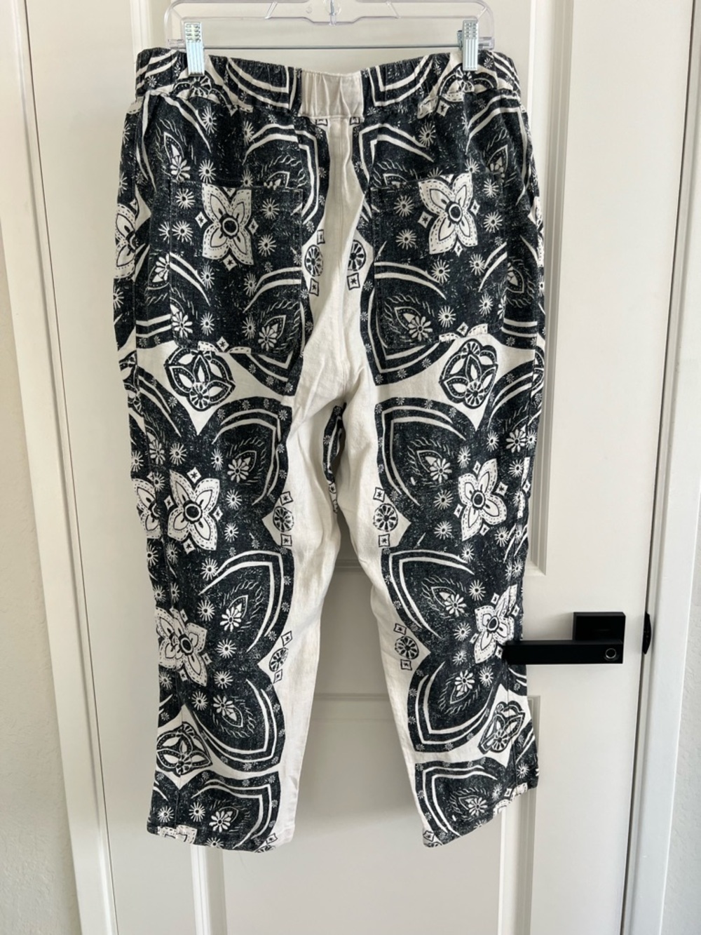 Pilcro Anthropology Floral Print Drawstring Pants - Picture 5 of 8